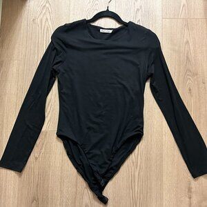 Heart & Hips, Black Long Sleeve Crew Neck Bodysuit, Size L